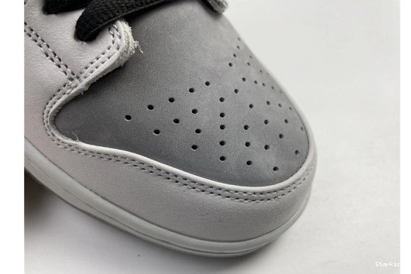 VX1000 CV1659-001 Dunk Low SB Nike 1228